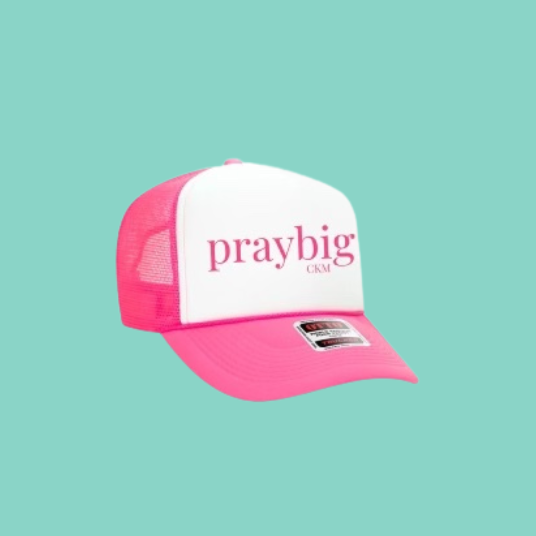 "praybig" Trucker Hat